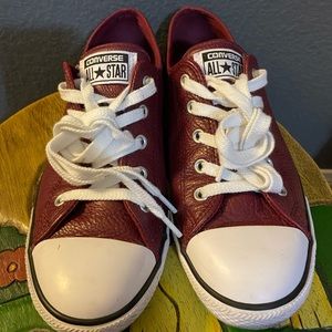 Low Top Leather Converse (Women’s Size 8)